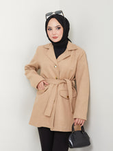 جكيت جوخ قصير مبطن مع حزام