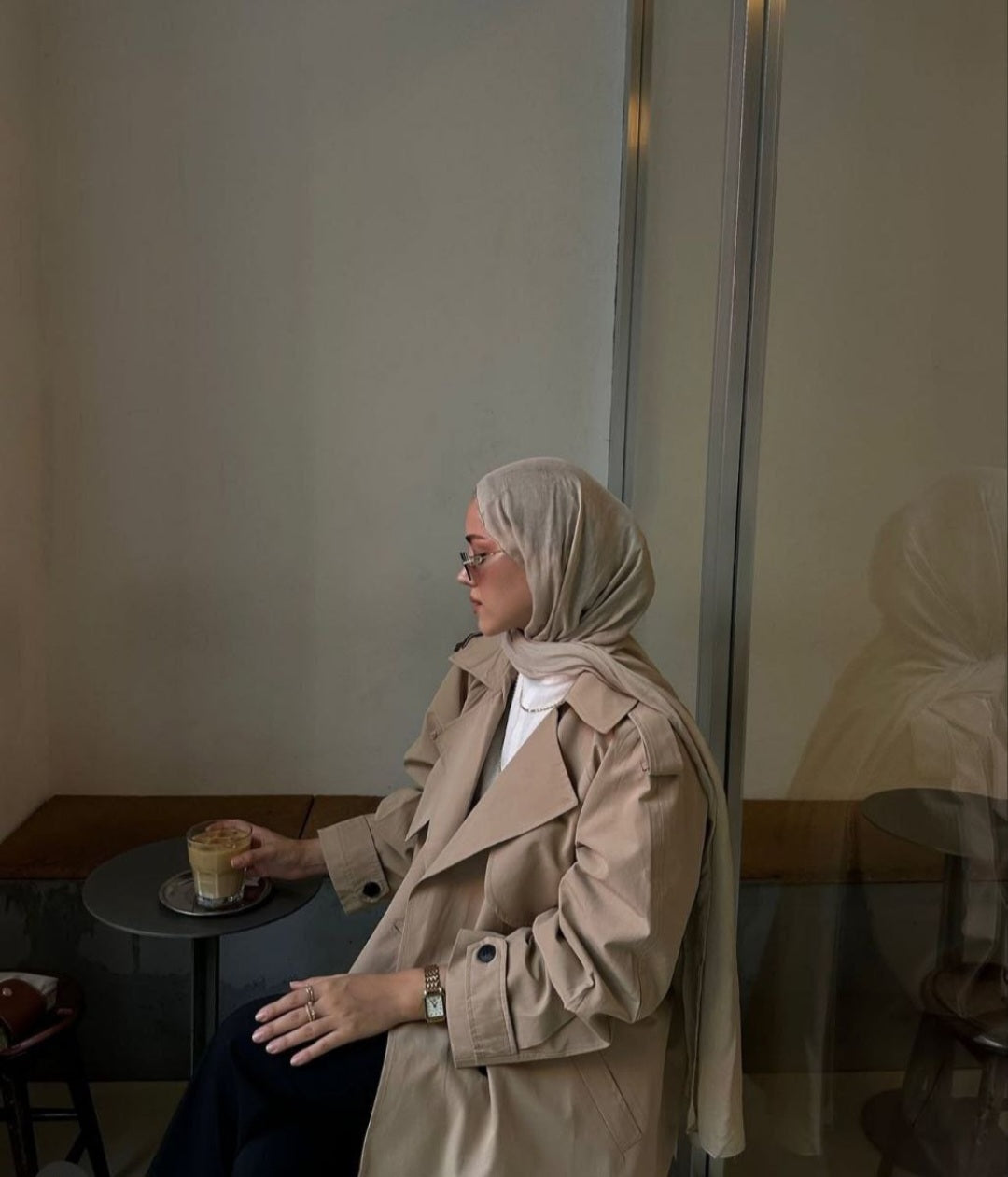 ترانش ترندي مع حزام عالخصر